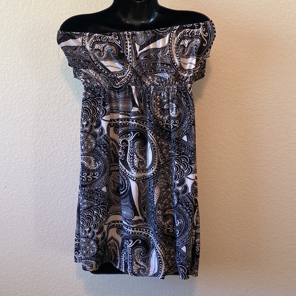 Swimsuit Cover Up - Picture 4 of 4